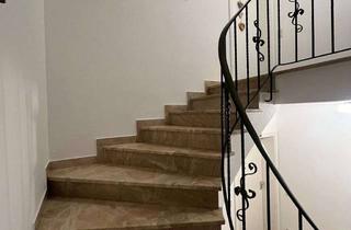 Wohnung kaufen in Industriestraße 12, 86453 Dasing, Großzügige 4-Zimmer-Wohnung mit Gartenanteil, Garage, Stellplätzen & zusätzlicher Lagerfläche