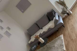 Wohnung mieten in 90409 Maxfeld, Untermieterin 2 Zimmer Wohnung NürnbergMaxfeld (2-3 Nächte/Woche)