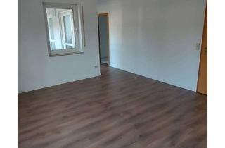 Wohnung mieten in Triftstr. 74 A, 15370 Petershagen, 3-Raum-Wohnung mit Balkon in zentraler Lage in 15370 Petershagen