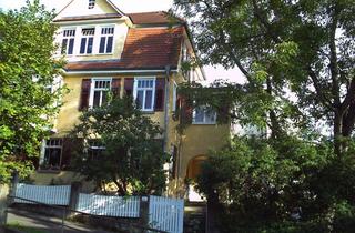 Villa kaufen in 73733 Esslingen, Sofort beziehbar: Villa am Weinberg (Kulturdenkmal), ca. 225 qm WF/6,8 ar, prov.frei in Esslingen