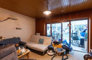 Reihenhaus kaufen in 22175 Bramfeld, Mittelreihenhaus mit Potenzial zur Verwirklichung eigener Wohnideen