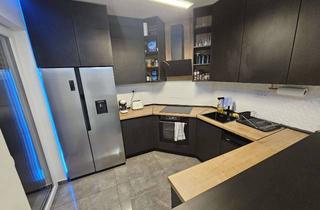 Doppelhaushälfte kaufen in 72202 Nagold, Modern wohnen in Hochdorf: Neuwertige Doppelhaushälfte