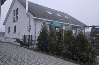 Einfamilienhaus kaufen in 79798 Jestetten, Exklusives Einfamilienhaus mit Einliegerwohnung & Poolanlage in Jestetten