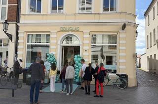 Geschäftslokal mieten in 23966 Wismar, Parfümerie Douglas! Jetzt neuer Mieter in der Fußgängerzone der Hansestadt Wismar an der Ostsee !!!