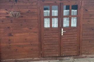 Haus kaufen in 32760 Detmold, Detmold - Reihenmittelhaus in Detmold- mit Balkon, Terrasse, Stellplatz