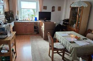 Wohnung kaufen in 47798 Krefeld, Krefeld - Provisionsfreie 2 Zimmer Eigentumswohnung mit Balkon