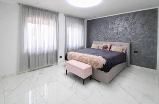 Haus kaufen in 65510 Idstein, Idstein - Kernsaniertes (2023) 2-3 Familienhaus in Idstein-Walsdorf