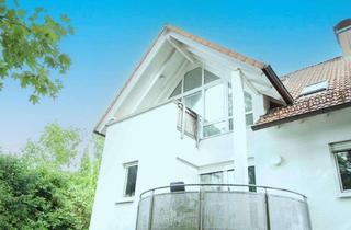 Wohnung kaufen in 61381 Friedrichsdorf, Charmante 2-Zimmer-Wohnung mit Loggia und Tiefgaragenstellplatz