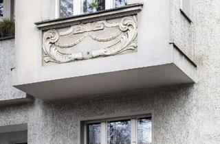 Wohnung kaufen in Gélieustraße 10, 12203 Lichterfelde, Helle 2-Zimmer-DG-Wohnung mit Balkon und gut geschnittenem Grundriss, ideal zum künftigen Eigennutz!