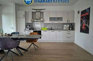 Wohnung mieten in 26427 Esens, Besondere Dachgeschosswohnung mit Garage Esens