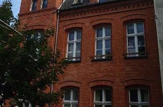 Wohnung mieten in Regattastrasse 105, 12557 Berlin, Attraktive modernisierte Altbauwohnung in Berlin-Grünau mit Balkon und Terrasse