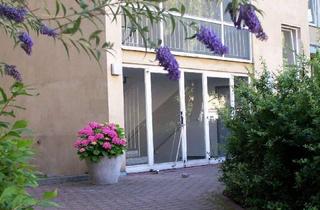 WG-Zimmer mieten in Suarezstraße 15-17, 14057 Charlottenburg, Wohnen ausschließlich für Studenten und Auszubildende!