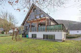 Einfamilienhaus kaufen in 51570 Windeck, **Mehrgenerationen-Wohnen** Freistehendes Einfamilienhaus mit ELW, Loggia, Terrasse und Garage