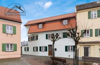 Einfamilienhaus kaufen in Hafenmarkt, 89407 Dillingen, HISTORISCHES JUWEL MIT SCHLOSSBLICK: KERNSANIERTES DENKMALSCHUTZEINFAMILIENHAUS IM HERZEN
