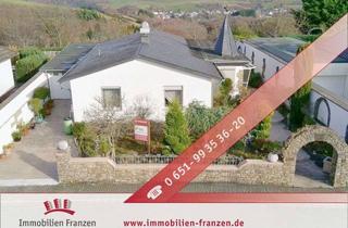 Haus kaufen in 54331 Pellingen, Mediterraner Bungalow mit Panorama-Terrasse, Gartenidylle & Garage