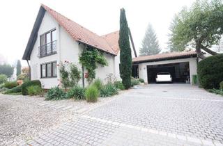 Villa kaufen in 89171 Illerkirchberg, Exklusive Villa mit Gewerbehalle und großem Grundstück zu verkaufen