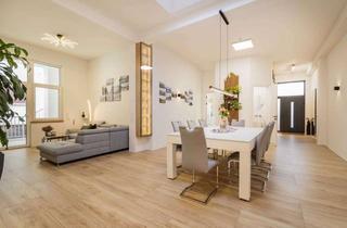 Haus kaufen in 79215 Elzach, Neusaniertes Wohn- und Geschäftshaus mit 361 m² Gesamtfl., Dachterrasse sowie Büro & Lager in Elzach