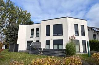 Haus kaufen in 18107 Elmenhorst/Lichtenhagen, Freigezogenes modernes Doppelhaus mit Doppelcarport