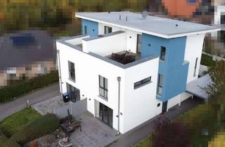 Doppelhaushälfte kaufen in 23843 Bad Oldesloe, Wohnen mit Perspektive – Doppelhaushälfte mit Dachterrasse, Garten & Renditepotenzial