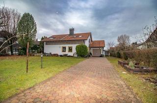 Einfamilienhaus kaufen in 83416 Saaldorf-Surheim, Einfamilienhaus mit Baugrund!