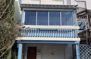 Doppelhaushälfte kaufen in 69126 Emmertsgrund, 5,5 ZKBB Doppelhaushälfte mit Wintergarten, Terrasse u. Garten in Split-Level-Bauweise auf Erbpacht