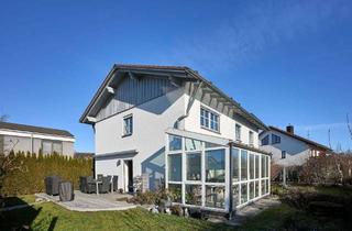 Haus kaufen in 85469 Walpertskirchen, Wohntraum in Walpertskirchen mit großem Grundstück, Exklusives Wohnen in einem neuwertigen Haus