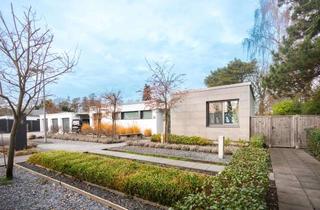 Einfamilienhaus kaufen in 45966 Gladbeck, Wohnen auf einer Ebene – exklusives Einfamilienhaus mit beeindruckendem Außenareal in ruhiger Lage