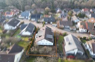 Anlageobjekt in 75233 Tiefenbronn, 3-4 Familienhaus in sehr ruhiger Wohnlage... mit Garage und 3 Stellplätzen. Aufteiler aufgepasst!