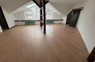 Gewerbeimmobilie kaufen in 55743 Idar-Oberstein, Büro-/Praxisfläche im Zentrum von Idar