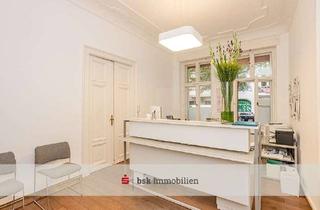 Praxen kaufen in 10439 Prenzlauer Berg, Rentable Kapitalanlage: Vermietete Facharztpraxis in historischem Altbau