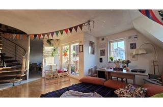 Wohnung kaufen in 71083 Herrenberg, Selbst einziehen oder vermieten? Traumhafte 2,5-Zimmer-Maisonettewohnung mit Südbalkon & Stellplatz