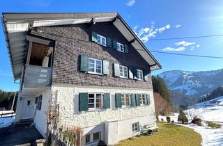 Wohnung kaufen in Am Giebel, 87534 Oberstaufen, Eine echte Rarität - Traumhafte 4 - Zi - Wohnung am Fuße des Hochgrats in Oberstaufen/Steibis