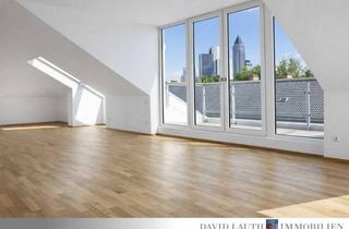 Wohnung kaufen in Skylineblick, 60486 Bockenheim, LICHTDURCHFLUTETE, KLIMATISIERTE DACHWOHNUNG MIT 3 TERRASSEN, 2 BÄDERN, EINBAUKÜCHE & SKYLINE-BLICK