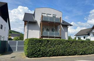 Wohnung mieten in Kloster-Prüm-Straße, 53474 Bad Neuenahr-Ahrweiler, Dachgeschoss-Wohnung,Bad Neuenahr-Ahrweiler, 2 Zimmer, Küche,Bad mit Wanne u.Dusche,Balkon, Garage