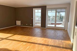 Wohnung mieten in Am Schloßhof 14, 12683 Biesdorf, Große 2-Zimmer-Wohnung mit EBK, Tageslichtbad und wundervoller Dachterrasse in Berlin-Biesdorf