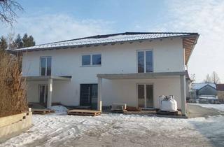 Wohnung mieten in Bahnhofstr. 2a, 94342 Straßkirchen, Erstbezug 3-Zimmer Wohnung mit Balkon oder Terrasse in Straßkirchen