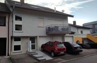 Wohnung mieten in Gartenweg 93, 75181 Eutingen, Freundliche 3-Zimmer-Dachgeschosswohnung mit Dachterrasse und Einbauküche in Pforzheim
