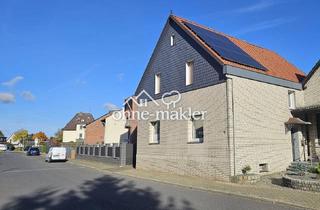 Einfamilienhaus kaufen in 44575 Castrop-Rauxel, Einfamilienhaus/ Mehrfamilienhaus mit zwei Wohneinheiten, großem Grundstück, PV-Anlage & Garagen