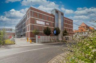 Immobilie mieten in Darmstädter Straße 51, 65428 Rüsselsheim, 18 überdachte Stellplätze im hochsicheren Parkhaus - Nähe Bahnhof Rüsselsheim