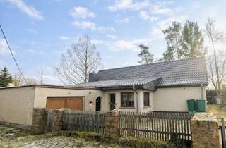 Einfamilienhaus kaufen in Glebitzscher Str., 06794 Glebitzsch, Einfamilienhaus mit Potenzial zur individuellen Gestaltung mit weitläufigem Grundstück