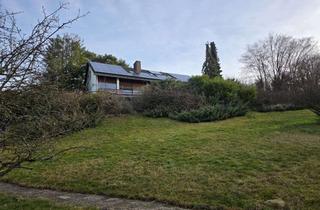 Haus kaufen in 79312 Emmendingen, Spitzenlage in Emmendingen, EFH auf großem Hanggrundstück mit bester Aussicht, weiteres Baufenster.