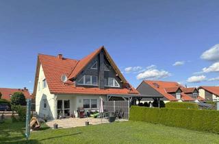 Doppelhaushälfte kaufen in 01819 Bahretal, Zeitlos wohnen: Hochwertige Doppelhaushälfte mit Garten und viel Komfort