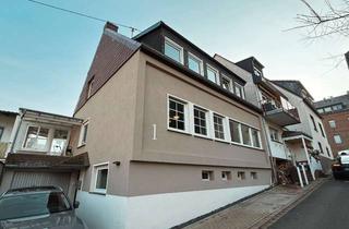 Einfamilienhaus kaufen in Untere Karolastraße, 56073 Lay, Modernisiertes Einfamilienhaus mit Garten & Pool in Koblenz-Lay