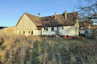 Bauernhaus kaufen in 71543 Wüstenrot, Ehemaliger Bauernhof mit Wiese, Scheune & Stall