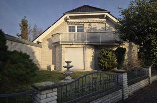 Villa kaufen in 44536 Lünen, Repräsentative Villa als Zwei-Familienhaus -- EXTRAS inklusive...