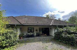 Gewerbeimmobilie kaufen in 51702 Bergneustadt, Bergneustadt: Wohnen & Arbeiten mit Halle, Garagen & Büro