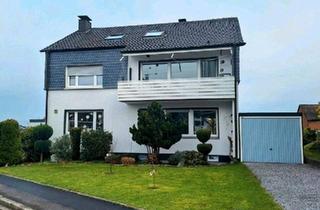 Haus kaufen in 59439 Holzwickede, Holzwickede - Zweifamilienhaus von Privat