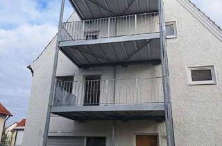 Wohnung kaufen in Lenbach Strasse 20, 89264 Weißenhorn, Weissenhorn - Neu sanierte 4-Zi.-Wohnung in ruhiger Lage mit großem Garten