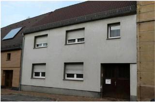 Haus kaufen in 06895 Zahna-Elster, Zahna-Elster - kleiner 3 Seitenhof 1- 2 Familienhaus provisionsfrei