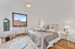 Wohnung kaufen in 71229 Leonberg, Leonberg - sofort frei: Hochwertig renovierte 3-Zimmer mit Südbalkon